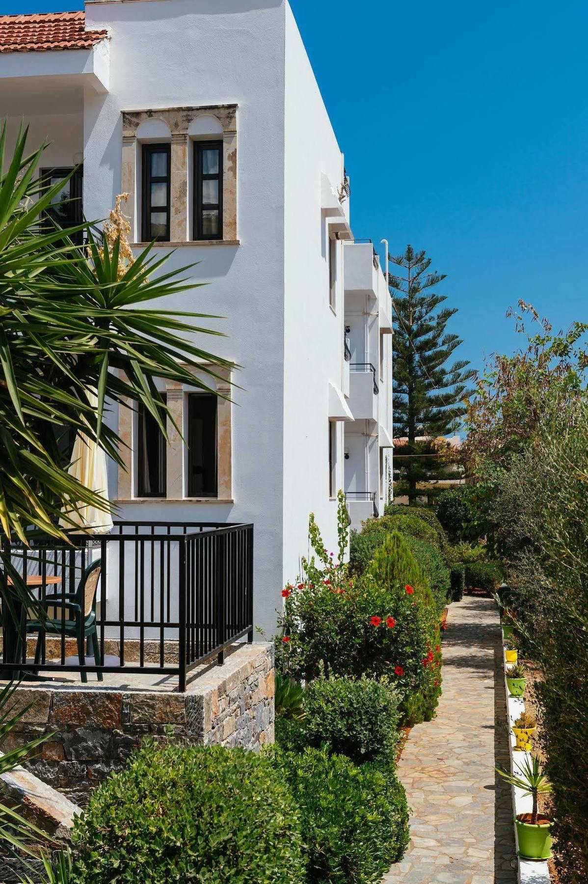 Paradise Hotel-Apartments Сталіда Екстер'єр фото